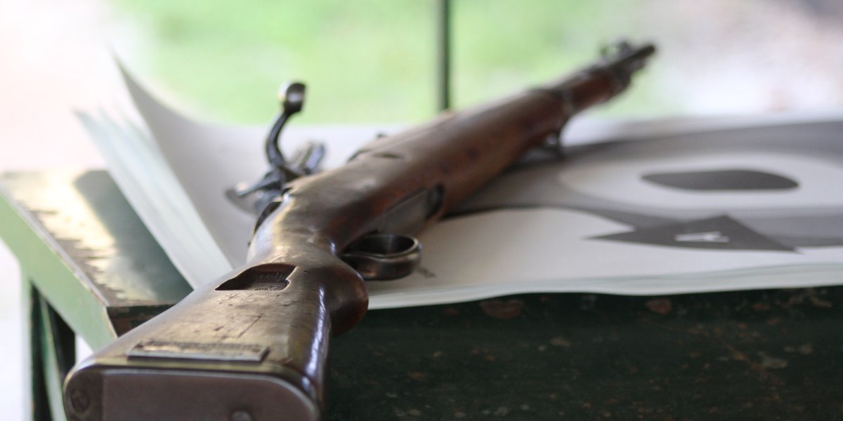 Carabinas de Uso Civil vs. Carabinas Militares: O Que Muda na Prática? 3 Carabinas de Uso Civil vs. Carabinas Militares: O Que Muda na Prática?